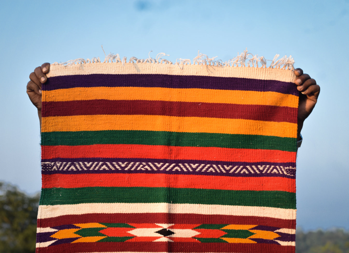 NAVAL - Ruby Amber Peacock Motif - 2x5 ft