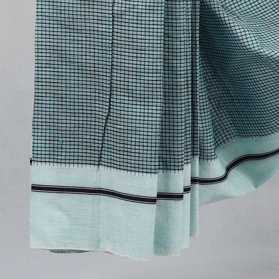 MOUNA – Ice Blue Checks