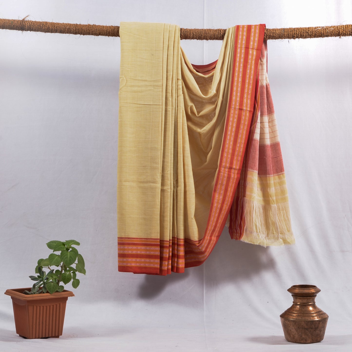 SAGARI - Butter Yellow