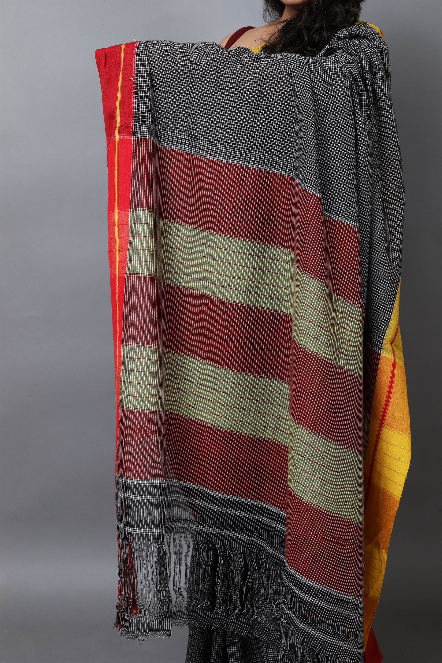 VARNA – Jet Black Checks Double Border (Mustard / Red)