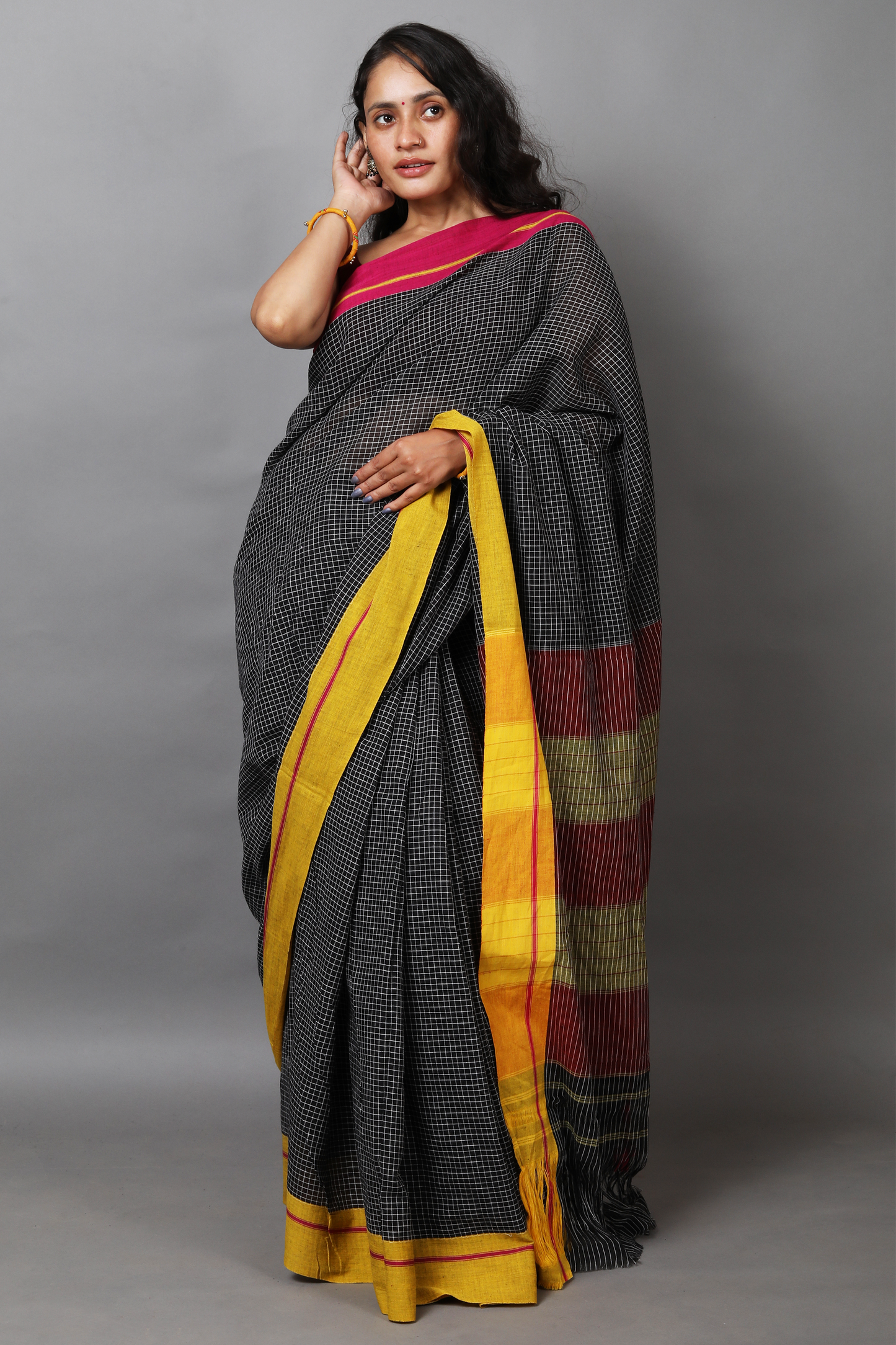 VARNA - Black Checks Ganga Jamuna Border (Pink/Yellow)