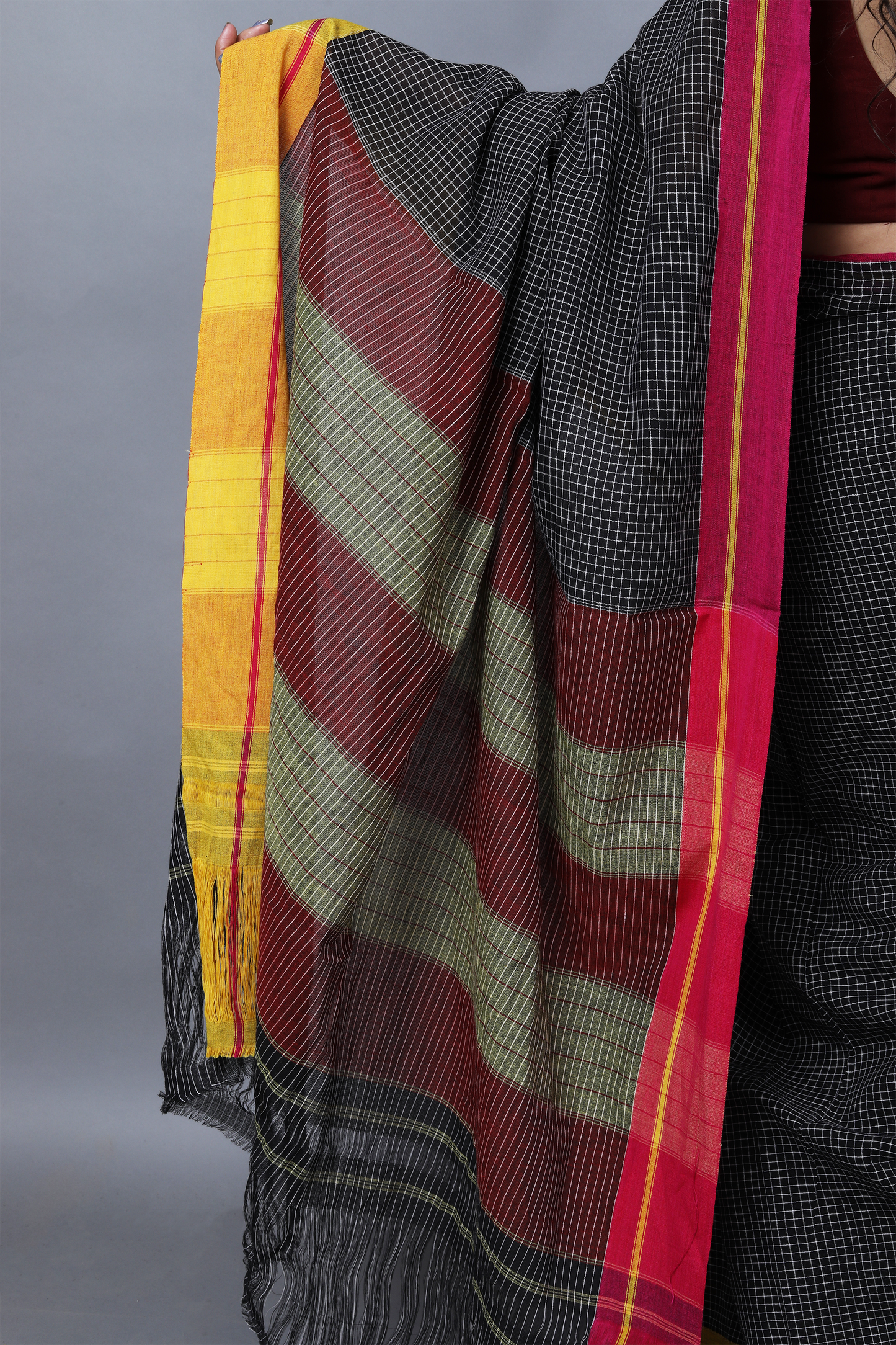 VARNA - Black Checks Ganga Jamuna Border (Pink/Yellow)