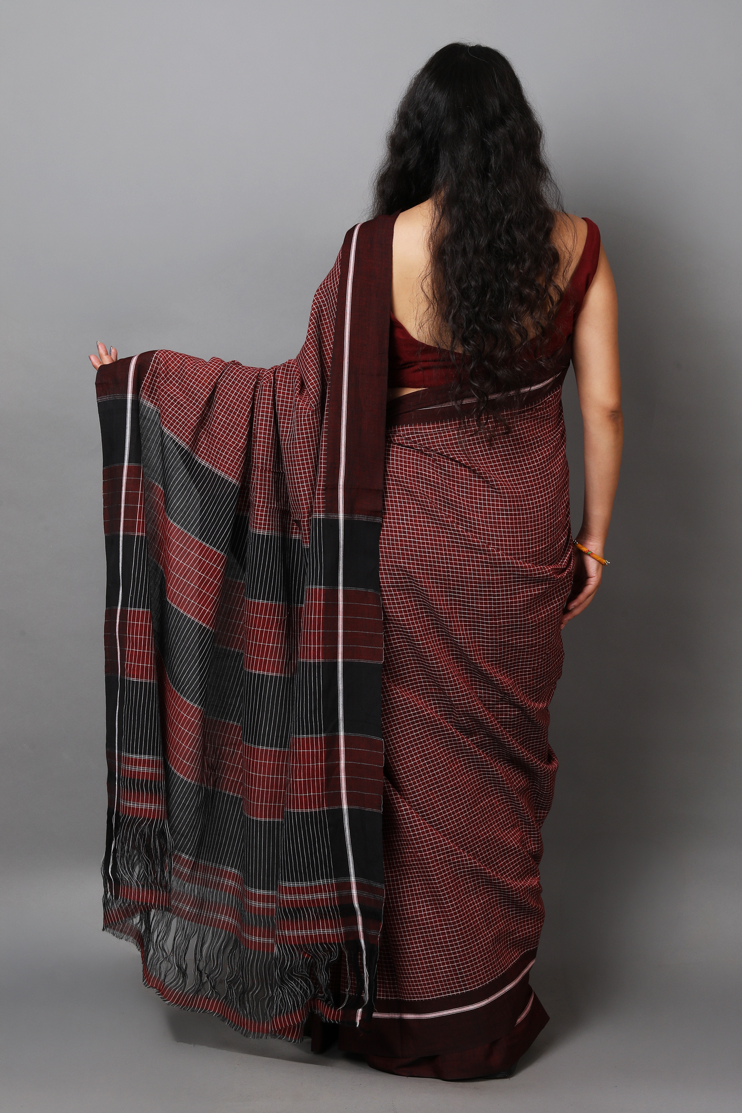 MOUNA - Dark Maroon Checks