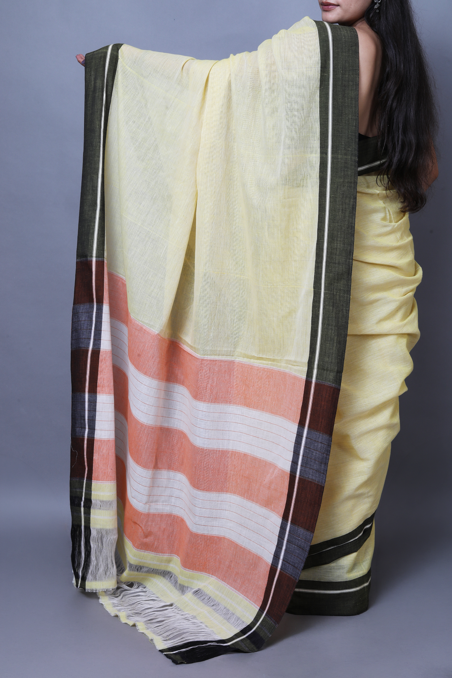MOUNA – Mustard Yellow