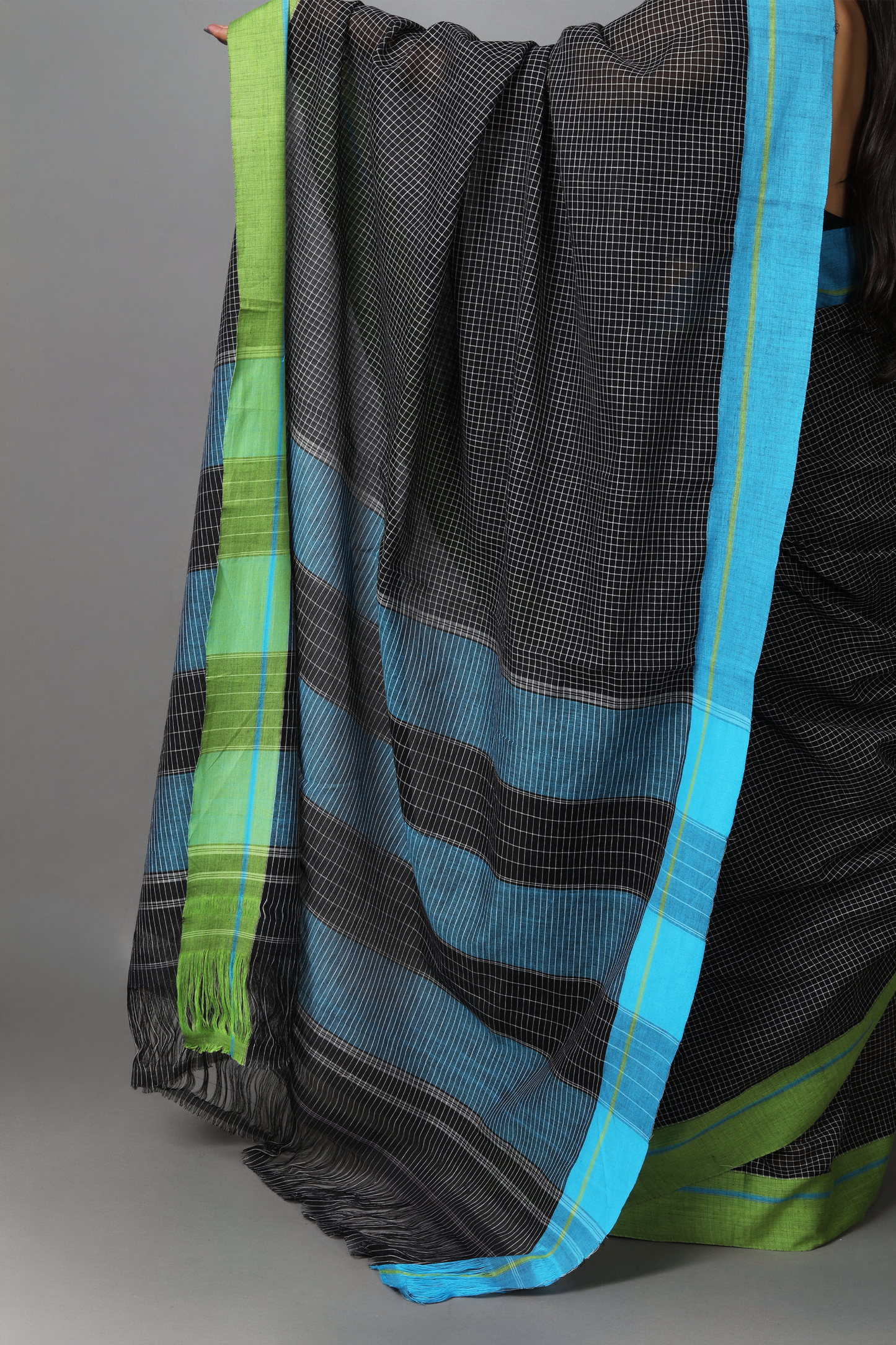 VARNA – Black Checks Ganga Jamuna Border (Blue/Green)