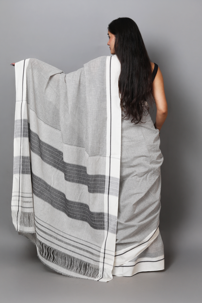 MOUNA – Ivory Micro Checks