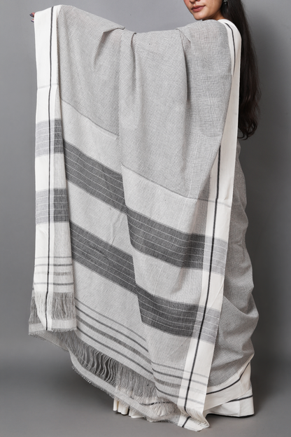 MOUNA – Ivory Micro Checks