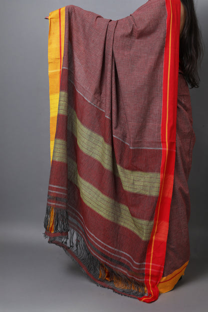VARNA – Maroon Checks Ganga Jamuna Border (Red/Yellow)