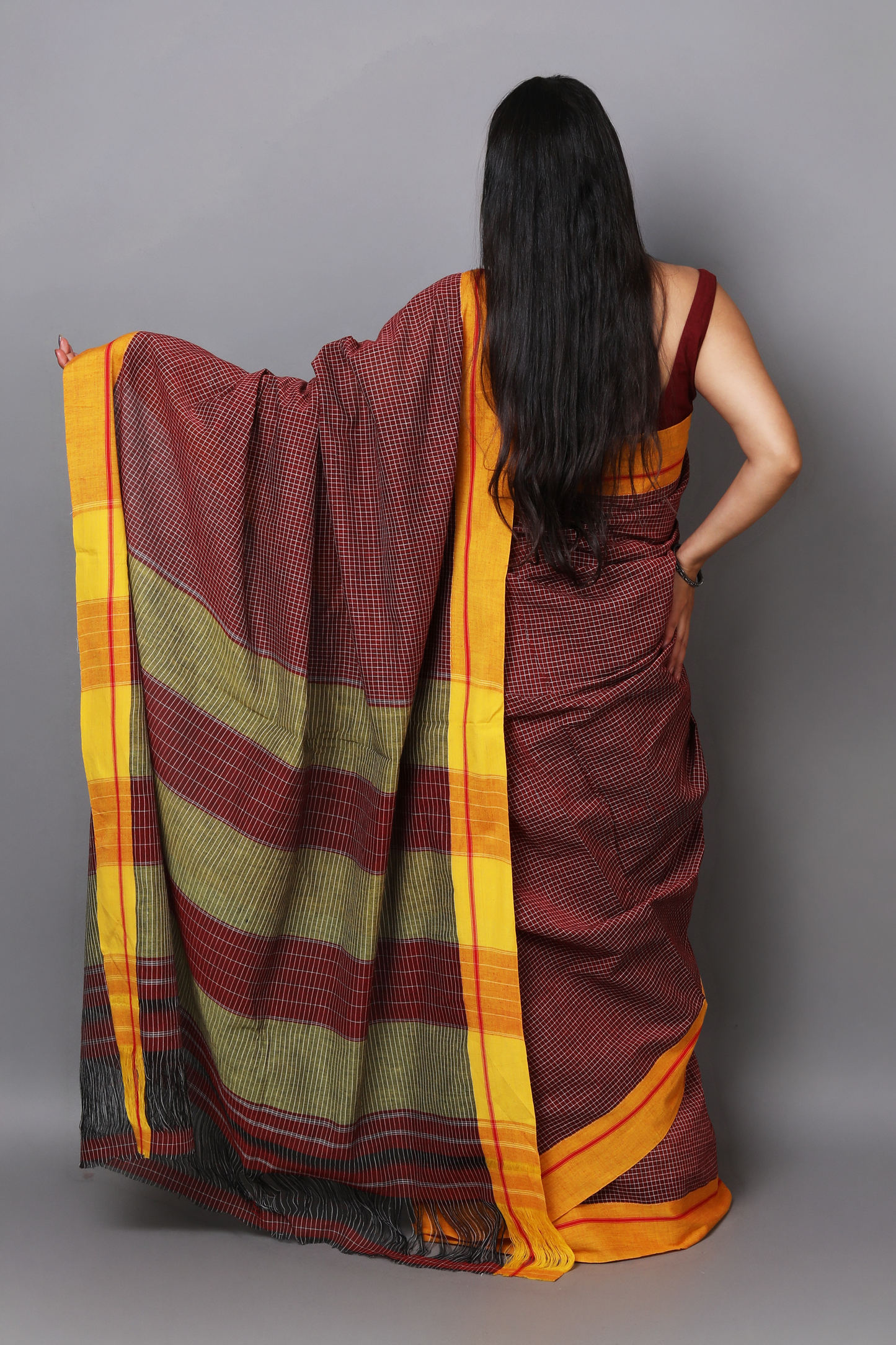 MOUNA - Deep Maroon Checks
