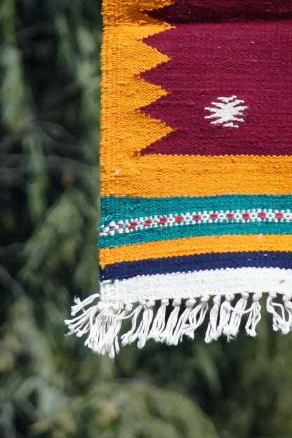 GEOMETRIC - Yellow Green Quartered Diamond - 1.5 x 1.5 ft