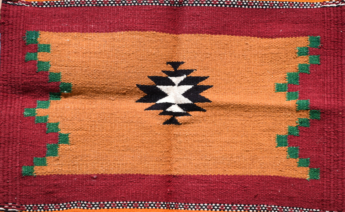 GEOMETRIC - Rust Maroon - 1.5x1.5 ft