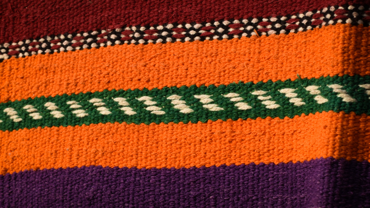 GEOMETRIC - Rust Maroon - 1.5x1.5 ft