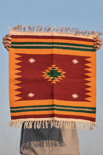 Geometric - Marigold Flame - 1.5 × 1.5 ft