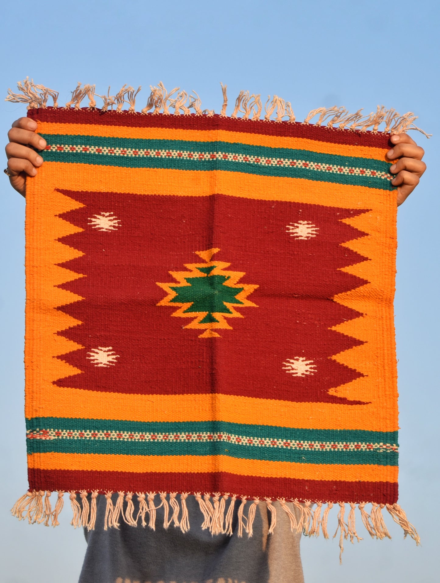 Geometric - Desert Sun Diamond – 1.5 × 1.5 ft