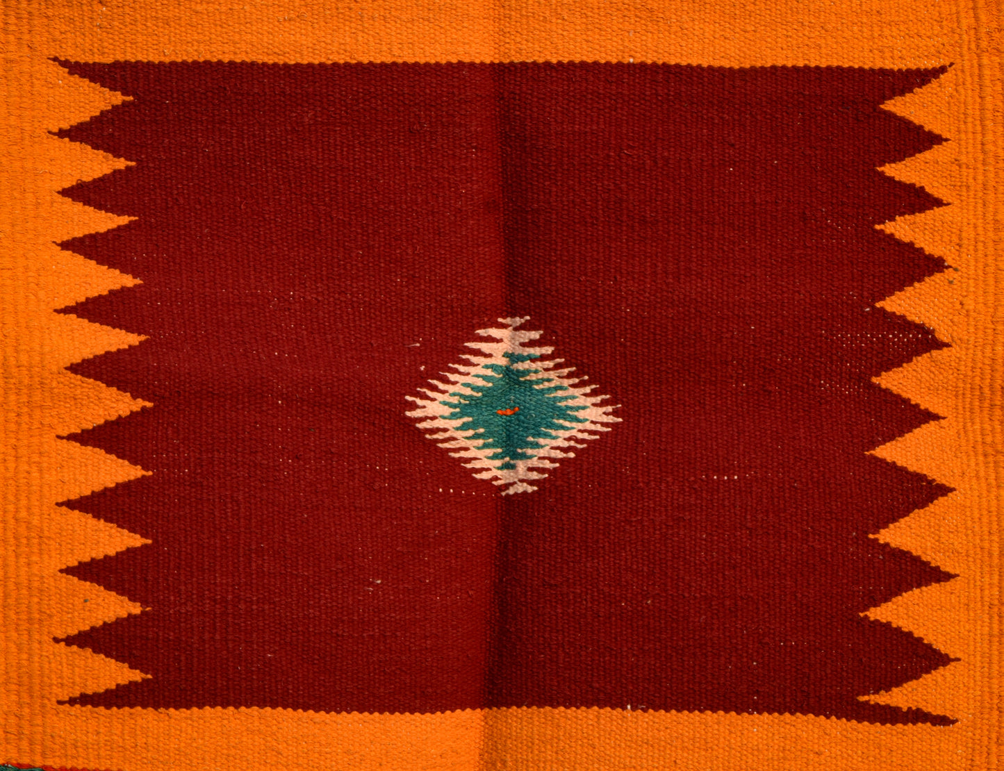 Geometric - Sunfire Diamond - 1.5 x 1.5 ft