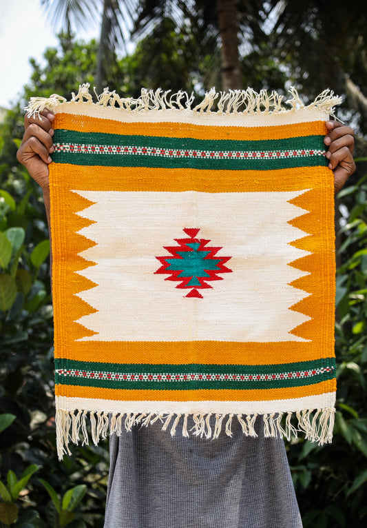 GEOMETRIC - Amber & Green Badi Ghadi - 1.5 x 1.5 ft