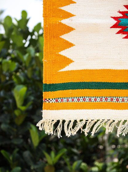 GEOMETRIC - Sunflower Yellow & Emerald - 1.5 x 1.5 ft