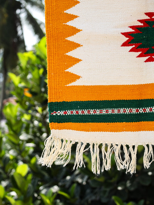 GEOMETRIC - Forest Green Red Badi Ghadi - 1.5 x 1.5 ft