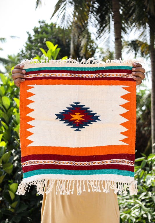GEOMETRIC - Bright Orange and Maroon Badi Phool - 1.5 x 1.5 ft