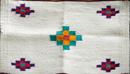 GEOMETRIC - Cream and Mustard - 1.5 x 1.5 ft