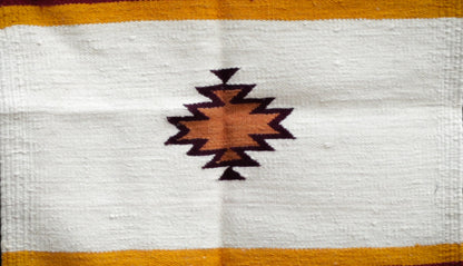 GEOMETRIC - Off-White and Mustard - 1.5 x 1.5 ft