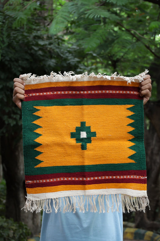GEOMETRIC - Mustard and Green - 1.5 x 1.5 ft