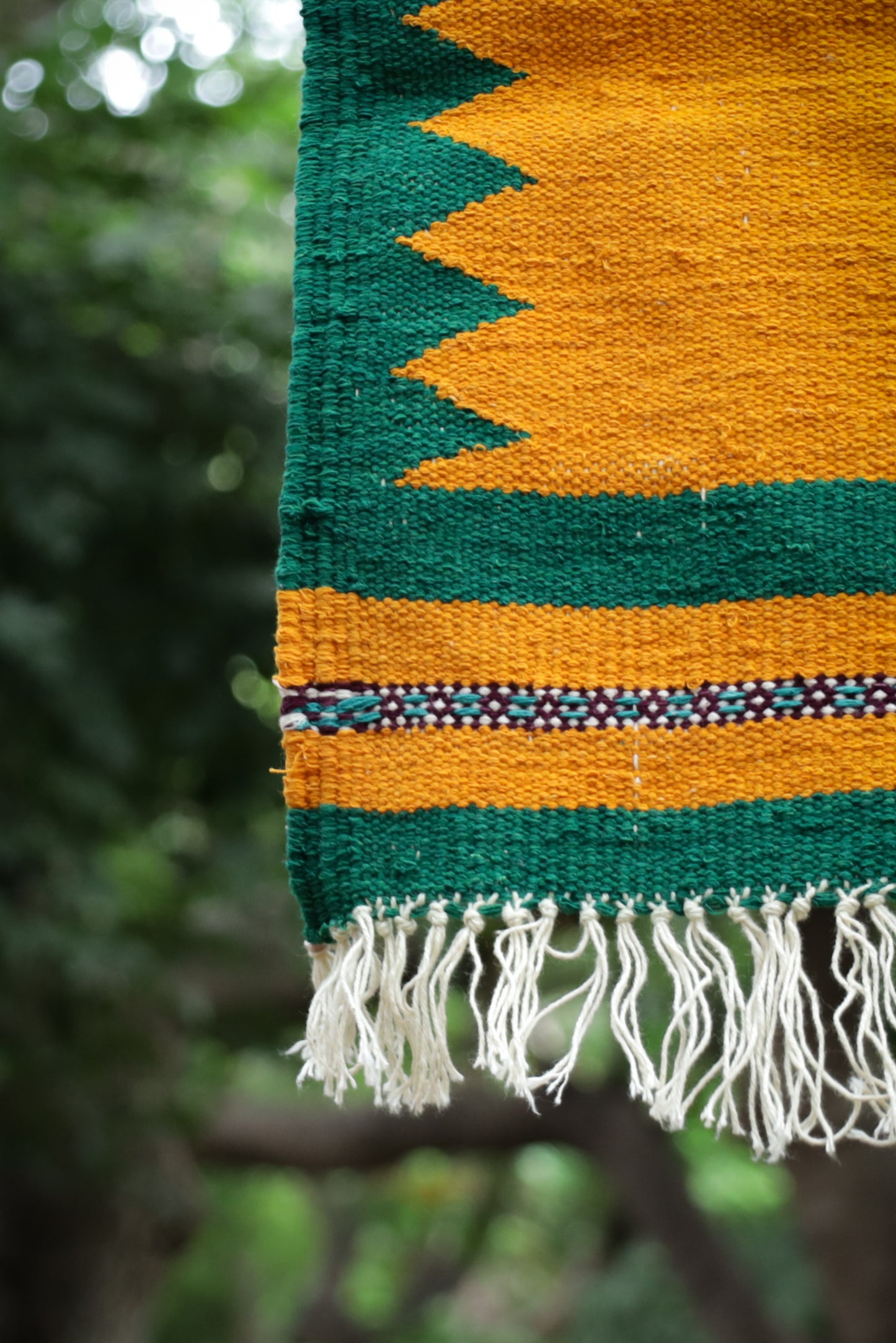 GEOMETRIC - Mustard and Green - 1.5 x 1.5 ft