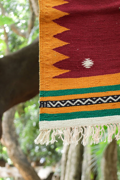 GEOMETRIC - Maroon & Honey Saffron - 2 x 2 ft