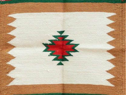 GEOMETRIC - Toasted Camel & Emerald Green 1.5 x 1.5 ft