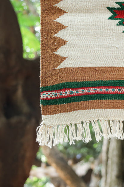 GEOMETRIC - Toasted Camel & Emerald Green 1.5 x 1.5 ft