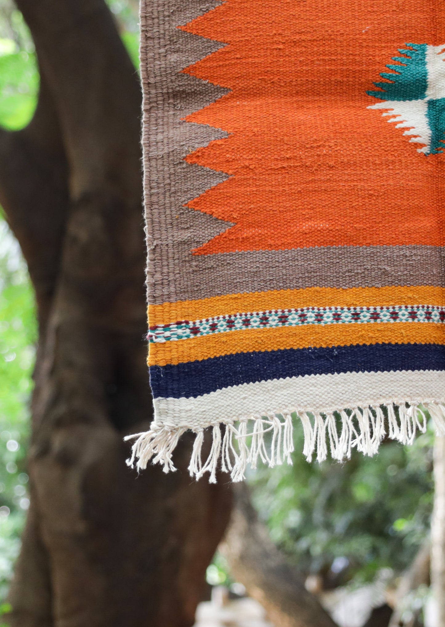 GEOMETRIC - Rustic Mocha & Tangy Tangerine 1.5 x 1.5 ft