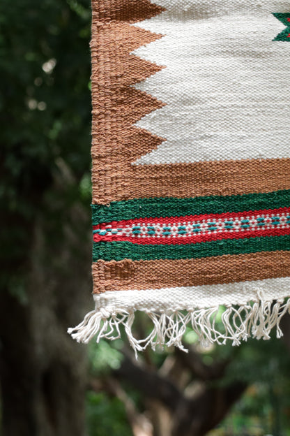 GEOMETRIC - Earthy Camel & Forest Green 1.5 x 1.5 ft