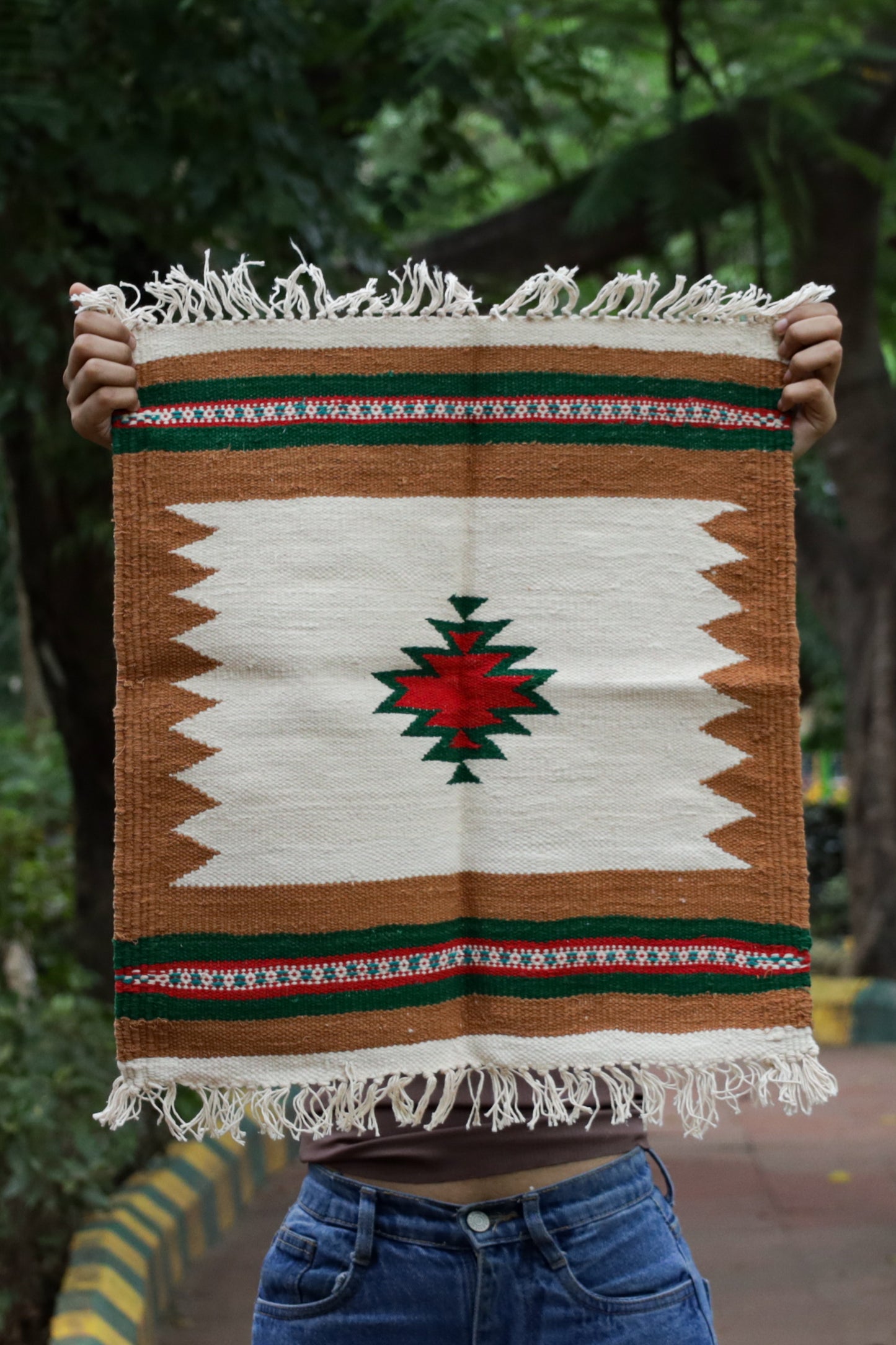 GEOMETRIC - Earthy Camel & Forest Green 1.5 x 1.5 ft