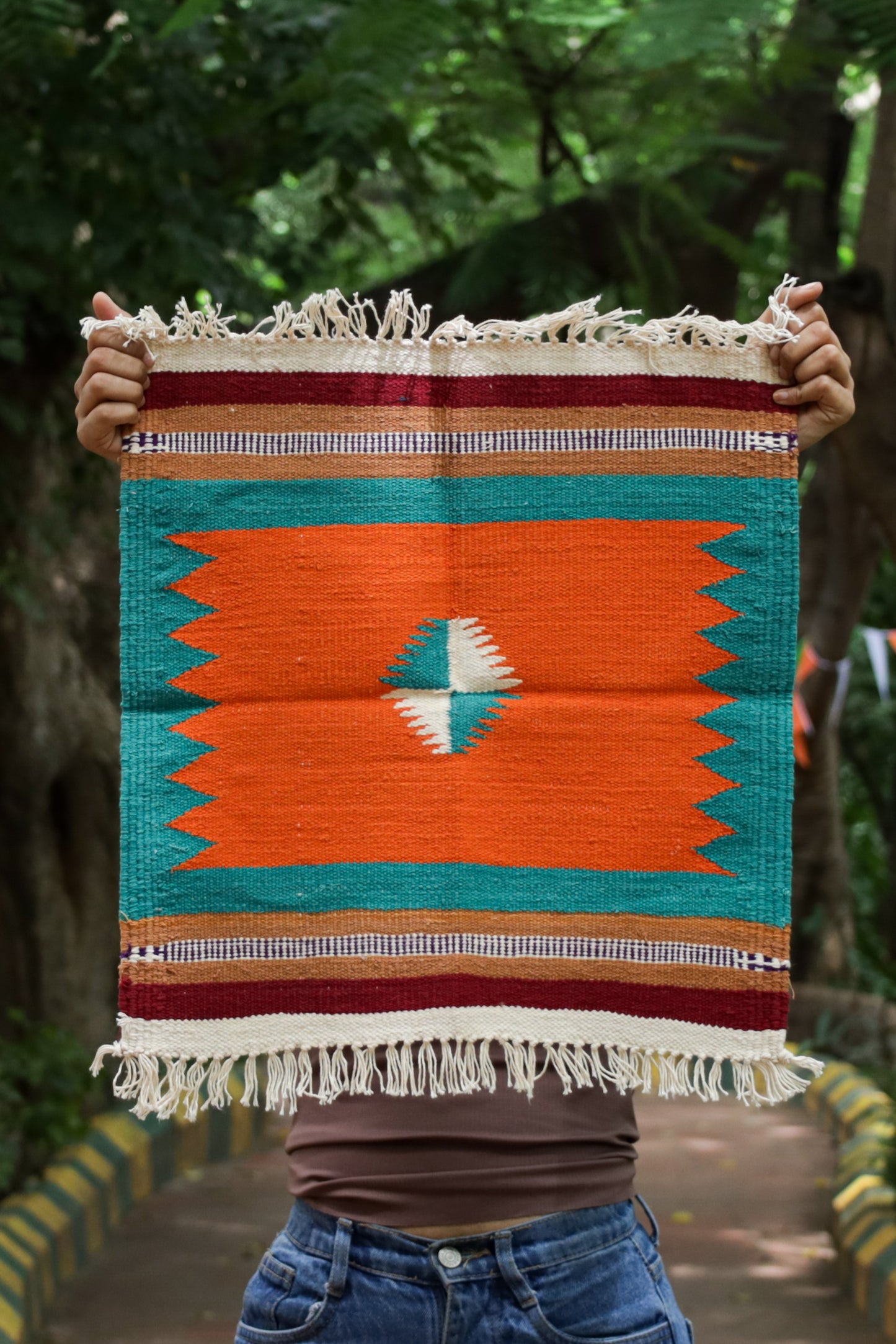 GEOMETRIC - Tangerine Blaze & Peacock Cyan 1.5 x 1.5 ft